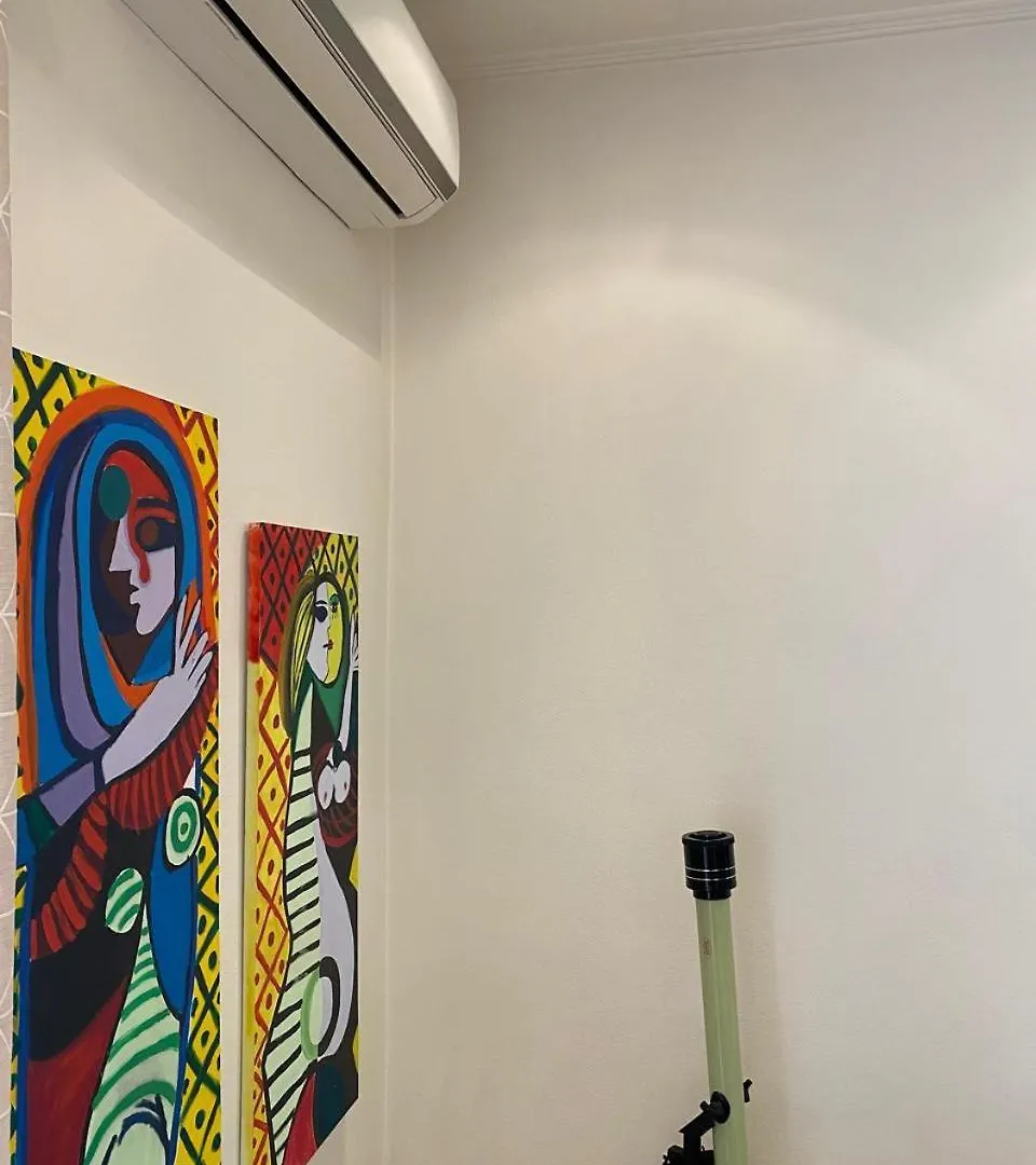City Center Apartment M Тирана Албания