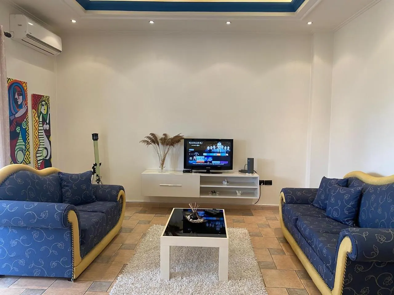 City Center Apartment M Tirana 0*,